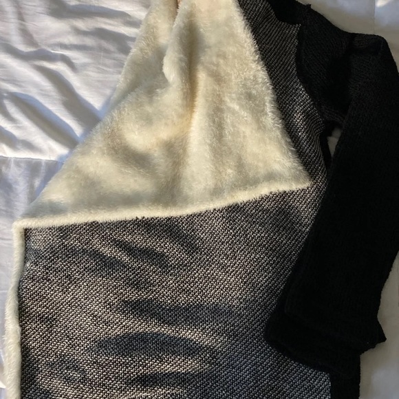 “Skies are Blue” open draped sweater XS - Picture 6 of 8